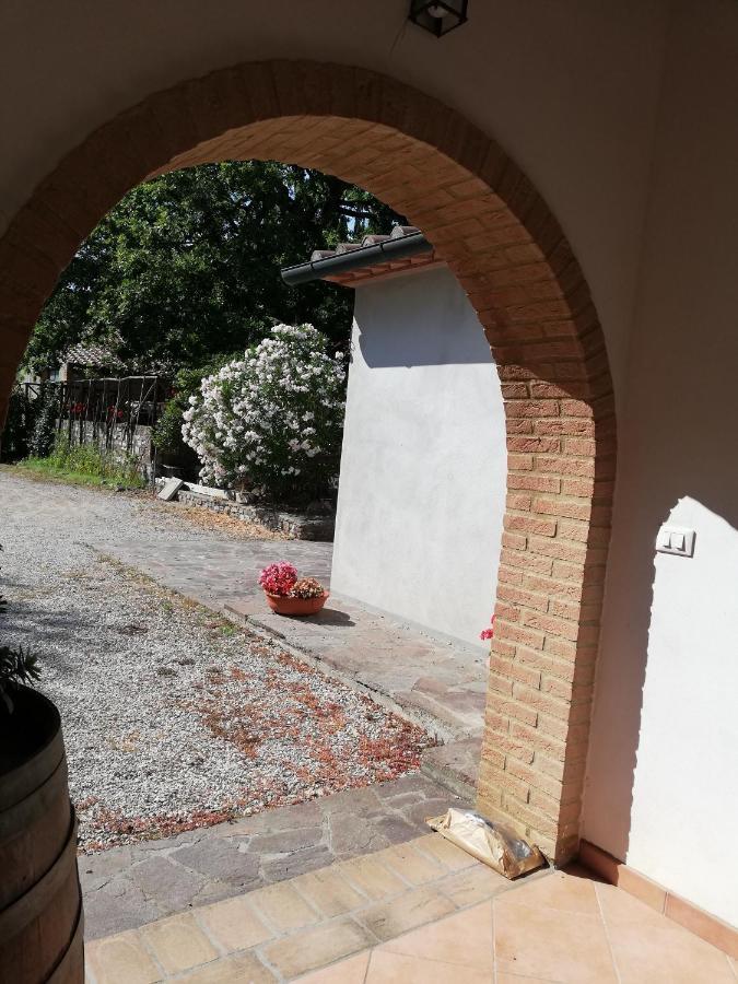 モンテヴェルディ・マリッティモ Villino Rosiヴィラ エクステリア 写真